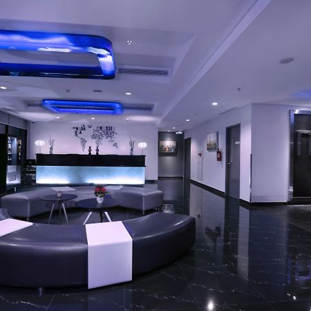 Hotel Neo+ Kebayoran Джакарта Екстер'єр фото