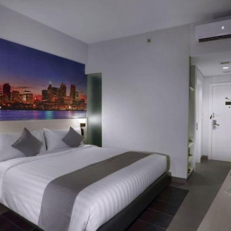 Hotel Neo+ Kebayoran Джакарта Екстер'єр фото