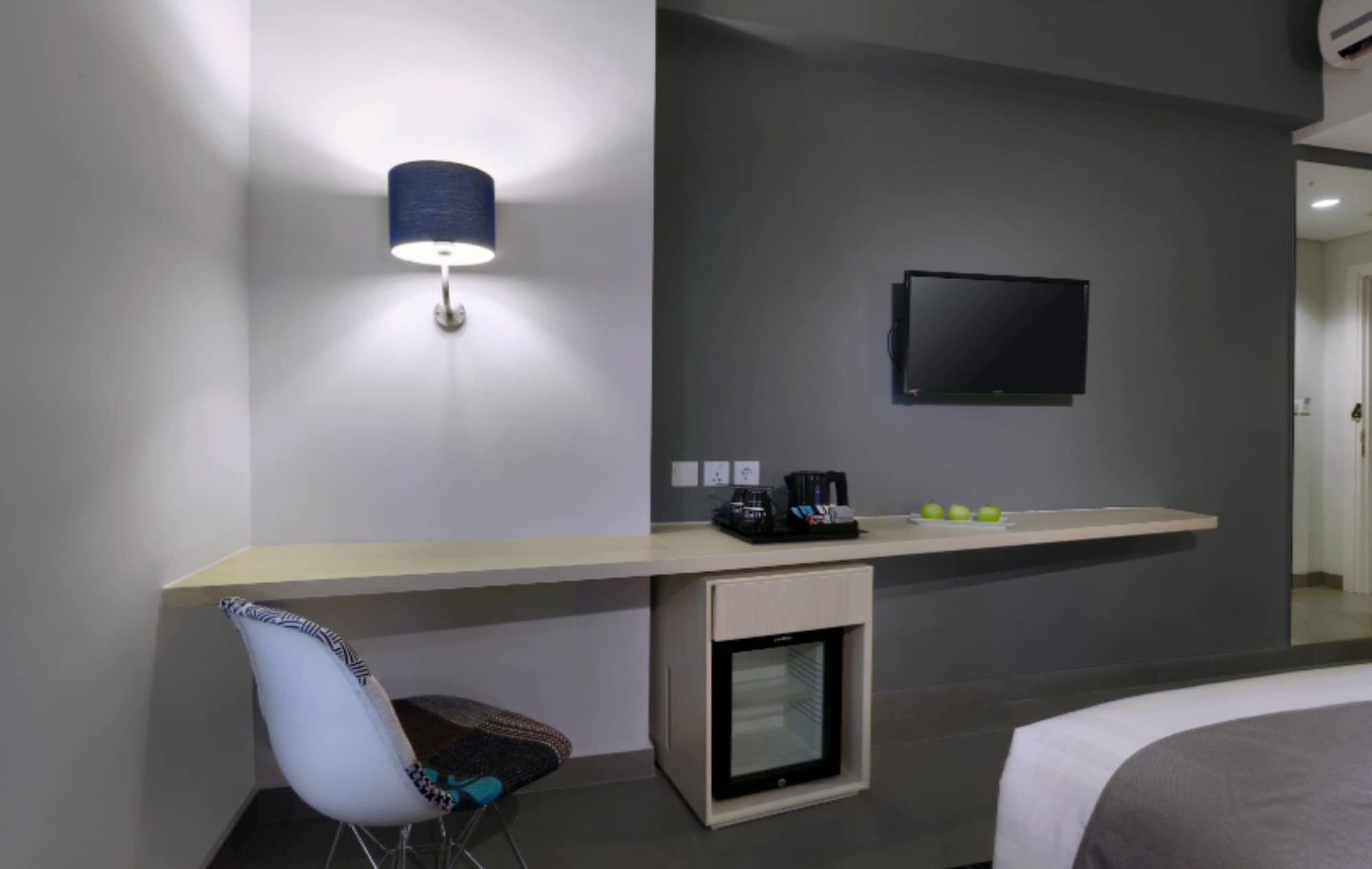 Hotel Neo+ Kebayoran Джакарта Екстер'єр фото