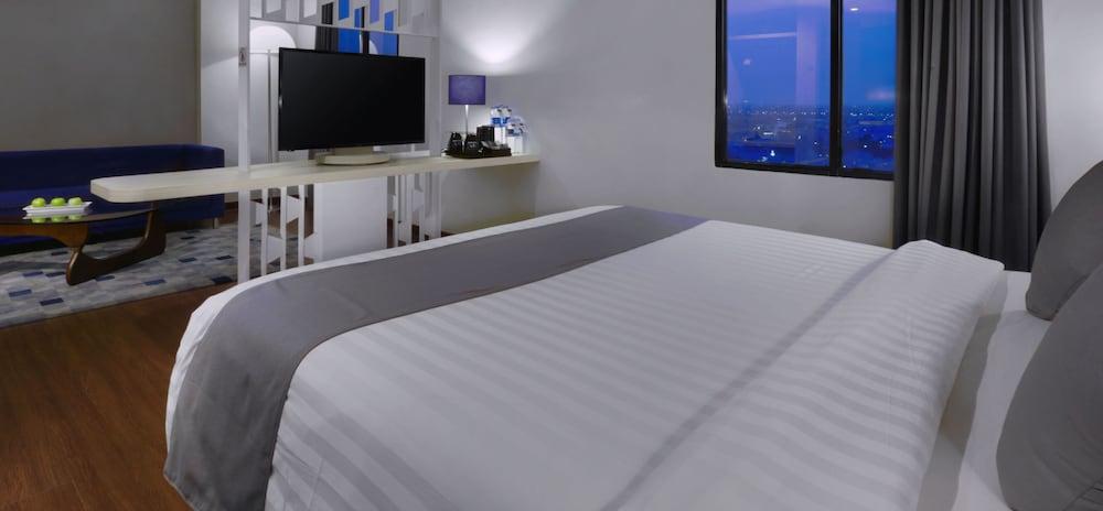 Hotel Neo+ Kebayoran Джакарта Екстер'єр фото