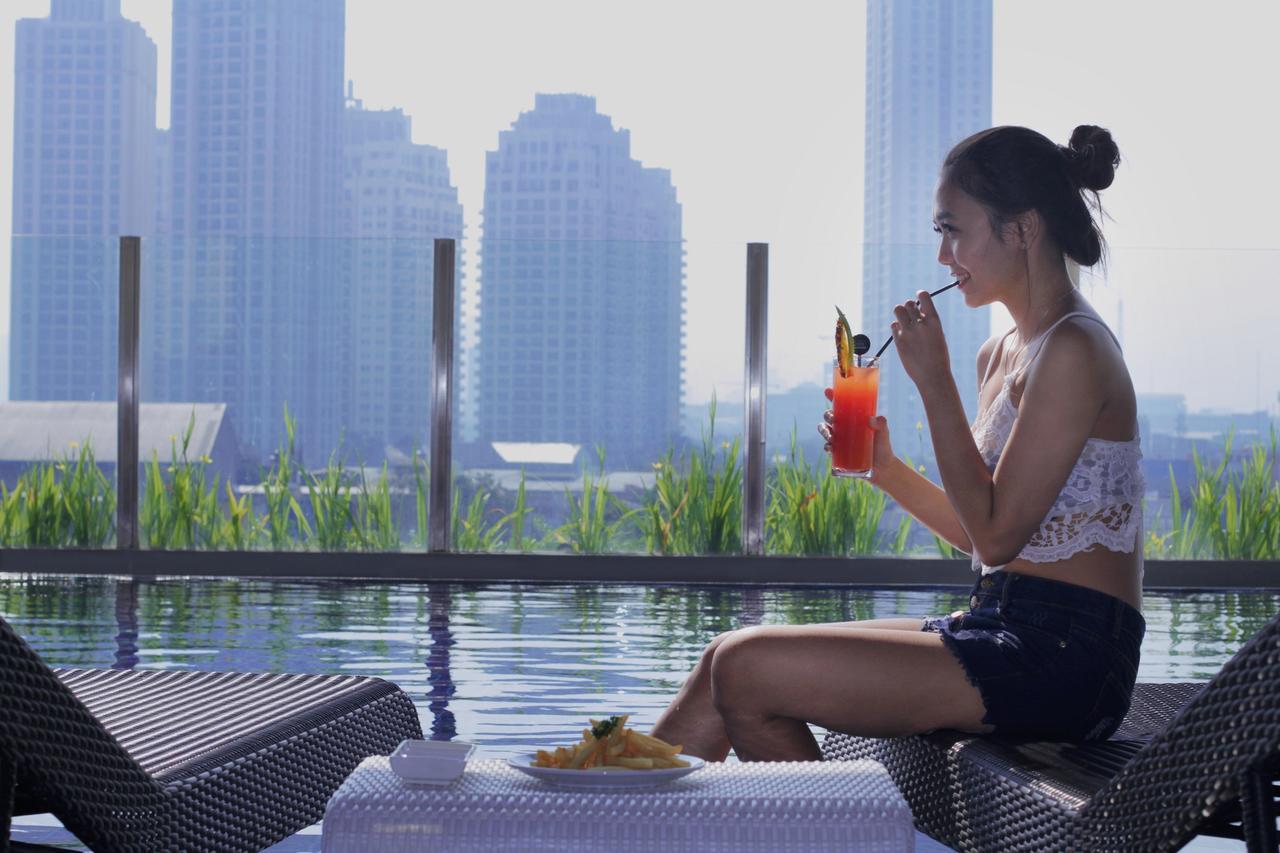 Hotel Neo+ Kebayoran Джакарта Екстер'єр фото